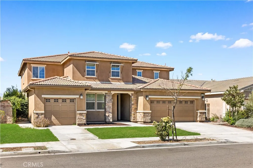 11872 Confluence Drive, Jurupa Valley, California 91752 home-pic-1